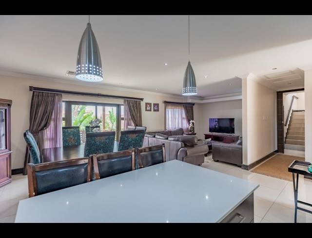 3 BEDROOM HOUSE TO LET IN IZINGA